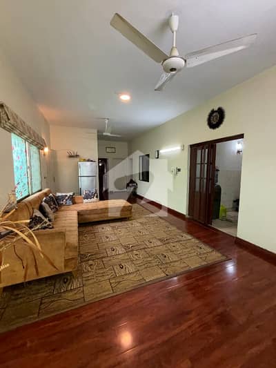 Prime Location Lower Portion For Rent In PECHS Block 6 Karachi