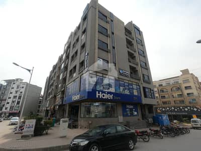 بحریہ ٹاؤن ۔ سوِک سینٹر بحریہ ٹاؤن فیز 4,بحریہ ٹاؤن راولپنڈی,راولپنڈی میں 7 مرلہ Studio دکان 1.3 لاکھ میں کرایہ پر دستیاب ہے۔ بحریہ ٹاؤن ۔ سوِک سینٹر بحریہ ٹاؤن فیز 4,بحریہ ٹاؤن راولپنڈی,راولپنڈی میں 7 مرلہ Studio دکان 1.3 لاکھ میں کرایہ پر دستیاب ہے۔