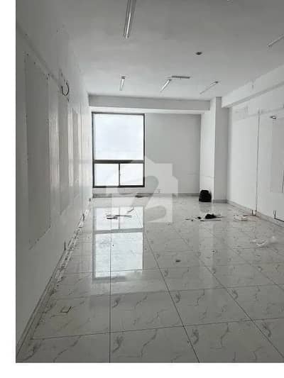 Brand New Office Area 550 Square Feet Available For Rent In Gulberg 3 Lahore