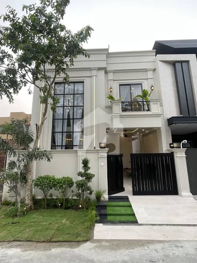 5 Marla Most Luxurious Victorian Design House