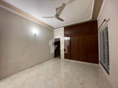 1 Kanal Full House For Rent DHA Phase 4