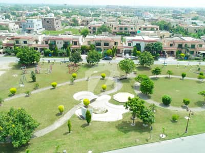 لیک سٹی۔ سیکٹر ایم 7 ۔ بلاک سی 4 لیک سٹی ۔ سیکٹرایم ۔ 7,لیک سٹی,رائیونڈ روڈ,لاہور میں 5 مرلہ رہائشی پلاٹ 1.05 کروڑ میں برائے فروخت۔