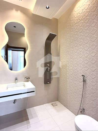 One Bed Apartment Available For Rent In Bahria Town One Bed Apartment Available For Rent In Bahria Town