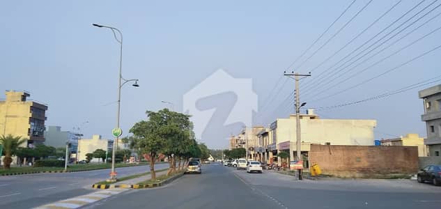 سینٹرل پارک ۔ بلاک ایف سینٹرل پارک ہاؤسنگ سکیم,لاہور میں 5 مرلہ کمرشل پلاٹ 3.0 کروڑ میں برائے فروخت۔