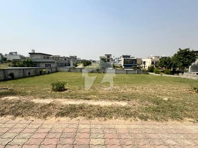 10 Marla Plot For Sale F-14/4, Islamabad