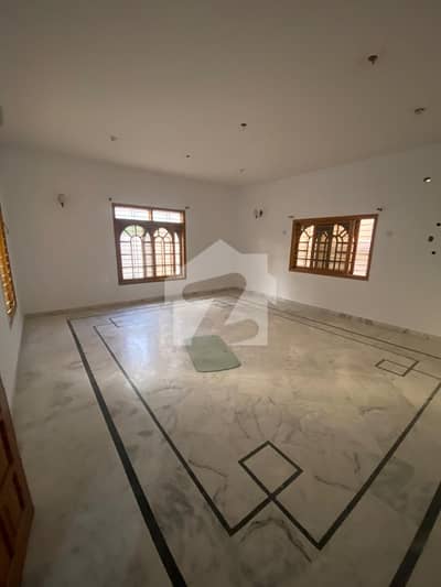 Silent Commercial Portion For Rent In Gulistan-E-Johar Block 2 | 400 Sq. Yards | 3 Bed DD | Ground Floor