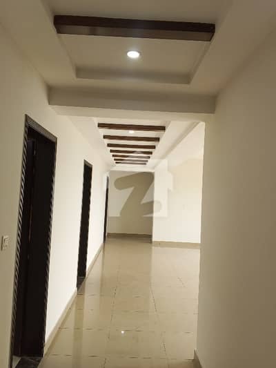 Well Maintained Beautiful 3 Bed apartment for urgent Rent in Askari 10 Sec-F