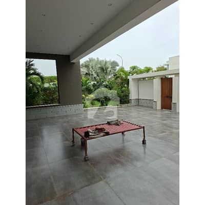 1000 YARDS BUNGALOW FOR SALE