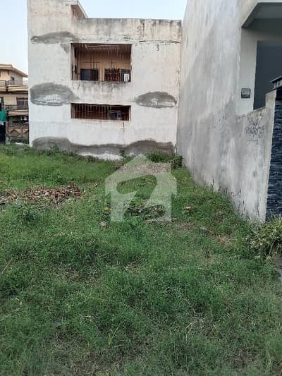 Block F 8 Marla Plot For Sale