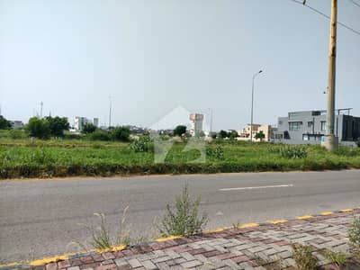 10 Marla Plot For Sale at Prime Location Near Park & Mosque 10 Marla Plot For Sale at Prime Location Near Park & Mosque