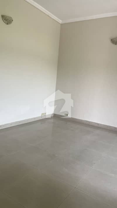 Beautiful House Available For Sale In Askari 10 Sector B Lahore Near To Park Near To Masjid Corner House
