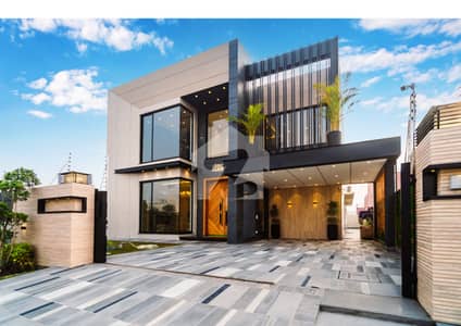 1 Kanal Brand New Beautifully Designed Modren Architecht Bungalow
