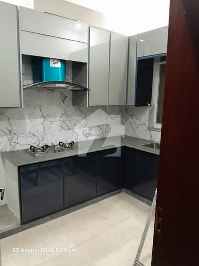 1Kanal Upper portion Available for Rent in Dha phase 7 lahore