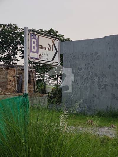 Bahria Enclave Sector B1 8 Marla Plot for Sale
