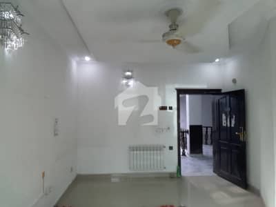 FOR SALE 777 SQYRD Renovated 4-Beds Double Storey House F_6/1