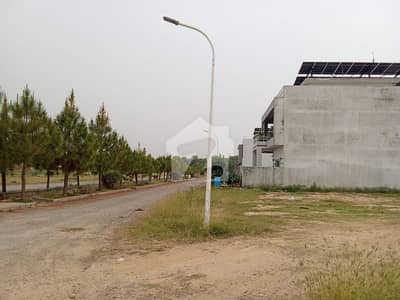 بحریہ گارڈن سٹی بحریہ ٹاؤن,اسلام آباد میں 1 کنال رہائشی پلاٹ 4.5 کروڑ میں برائے فروخت۔ بحریہ گارڈن سٹی بحریہ ٹاؤن,اسلام آباد میں 1 کنال رہائشی پلاٹ 4.5 کروڑ میں برائے فروخت۔