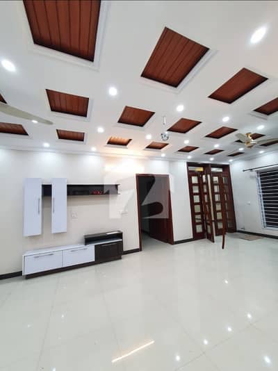 14 Marla Designer Ground Floor Prime Location All Facilities Gas , Boring Parking ORIGINAL PICTURES G-13/3