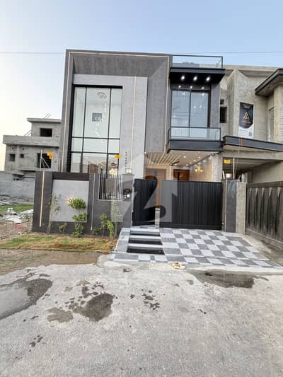 5 Marla ultramodern Look House For Sale A1-Block in Central Park Lahore Ferozpur Road Lahore