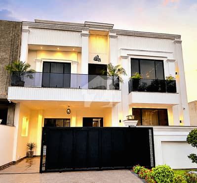 Designer 10 Marla House For Sale In C Block