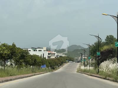 1 Kanal plus 7 Marla Extra Land Plot for Sale Street -3 Sector M, Bahria Enclave Islamabad