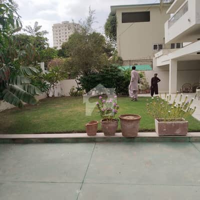 Prime Location 1740 Square Yards House In PECHS Block 6 Is Available For Sale