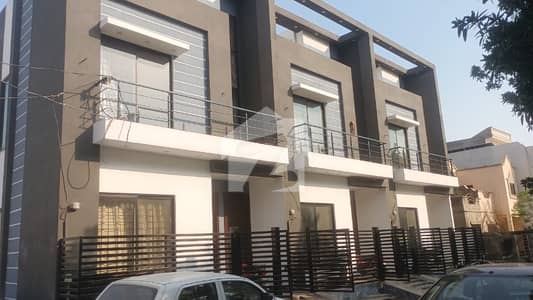 Prime Location 5 Marla House For Sale In Pine Avenue