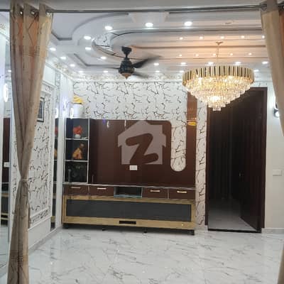 5 MARLA HOUSE AVAILABLE FOR RENT