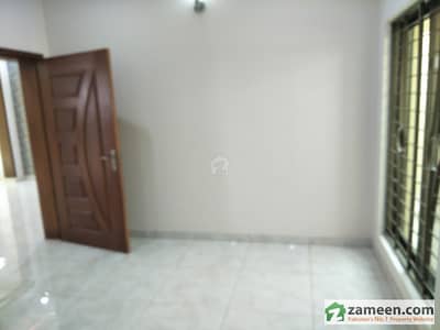700 Square Feet Apartment For Rent In Bahria Town Lahore Hot Location Sector C Near Grand Mosque