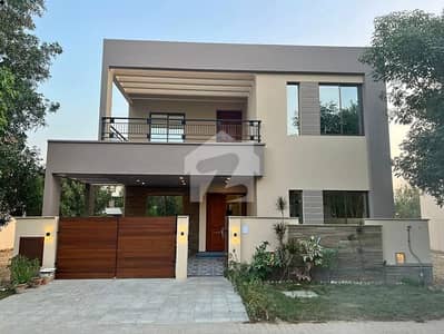 272 Yards Spacious & Beautiful Villa for Sale in Prime Location of Precinct 16, Bahria Town Karachi 272 Yards Spacious & Beautiful Villa for Sale in Prime Location of Precinct 16, Bahria Town Karachi