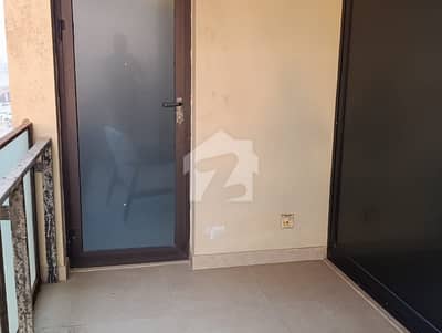 EMAAR CORAL TOWER 3 BEDROOM APARTMENT FOR SALE