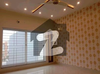 10 Marla House Up For Sale In Bahria Town - Sector C