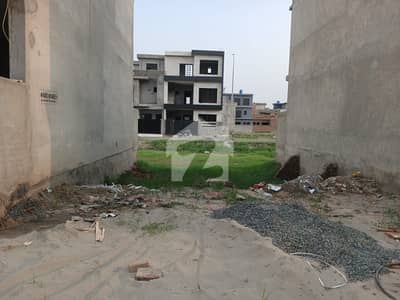 5 Marla Plot For Sale In Overseas Block, Park View City, Lahore