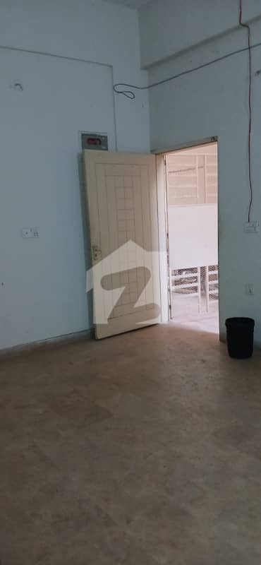 2 Bed Lounge Available For Rent 2 Bed Lounge Available For Rent
