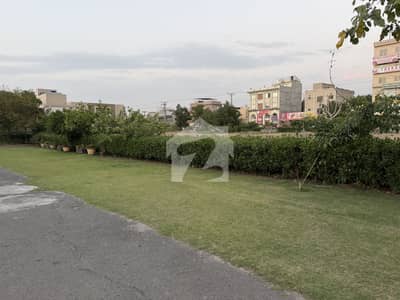 COMMERCIAL PLOT FOR SALE DIRECT OWNER FACE TO FACE MEETING