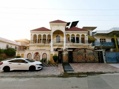 Marghzar Officers Colony - Block D House Sized 1 Kanal Is Available Marghzar Officers Colony - Block D House Sized 1 Kanal Is Available