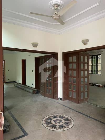 Commercial Corner House For Rent In Gulraiz