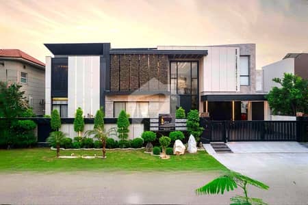 100% Original Deal | Ultra Top Notch 1 Kanal Brand New Bungalow | Reasonable price in market| Near Dolmen Mall & Park | Near to Raya commercial | Prime Location DHA Phase7