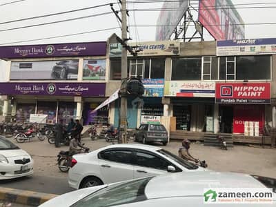 شاہ کام چوک لاہور میں 1 کنال عمارت 8. 5 کروڑ میں برائے فروخت۔