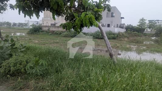 10MARLA 75 SQ FEET CORNER IDEAL LOCATION DHA PHASE 7 Y BLOCK