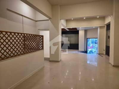 Dwfence 1253 sq ft shop with basement for rent