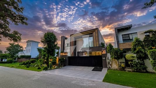 MODERN FURNISHED FULL BASEMENT SWIMMING POOL ARTISTIC DESIGN