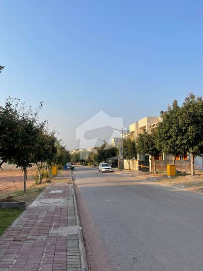 Plot For Sale In Sector N Park-Face Possession Utility Paid Best Location Bahria Enclave Islamabad