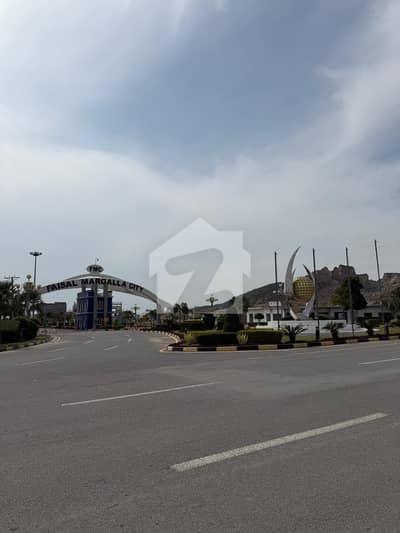10 Marla Plot For Sale In One Of The Finest Project By Faisal Town Group.