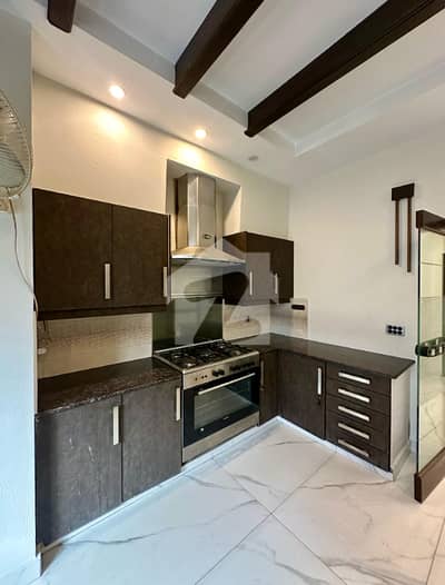 1 Kanal Upper portion House Available For Rent In DHA Phase 6 Block-N