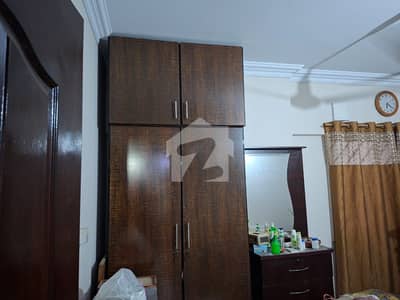 RENOVATED THIRD FLOOR 3BED DD APARTMENT AT PRIME LOCATION OF GULSHAN E IQBAL