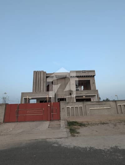 ڈی ایچ اے فیز 1 ڈی ایچ اے ڈیفینس,ملتان میں 7 کمروں کا 1 کنال مکان 4.0 کروڑ میں برائے فروخت۔ ڈی ایچ اے فیز 1 ڈی ایچ اے ڈیفینس,ملتان میں 7 کمروں کا 1 کنال مکان 4.0 کروڑ میں برائے فروخت۔