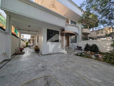 F11 Size 400 Marble Flooring House 6beds Solar Sytam Rent 4lac Real Pic