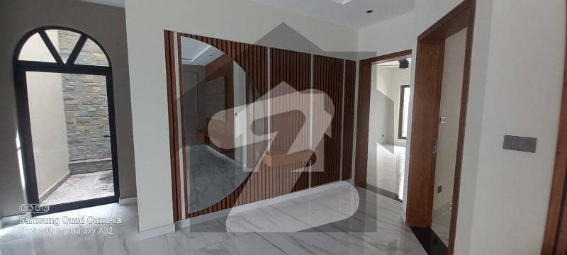 10 Marla House For Sale 10 Marla House For Sale