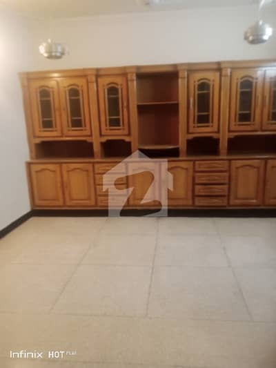 Full House 4 Bed 4 Bath 2 TV Lounge DD Kitchen 3 Car Parking store