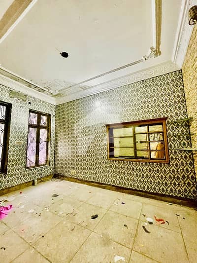 3.5 Marla Triple Storey House For Rent In Sabzazar Scheme Near To Orange Train Near To Main